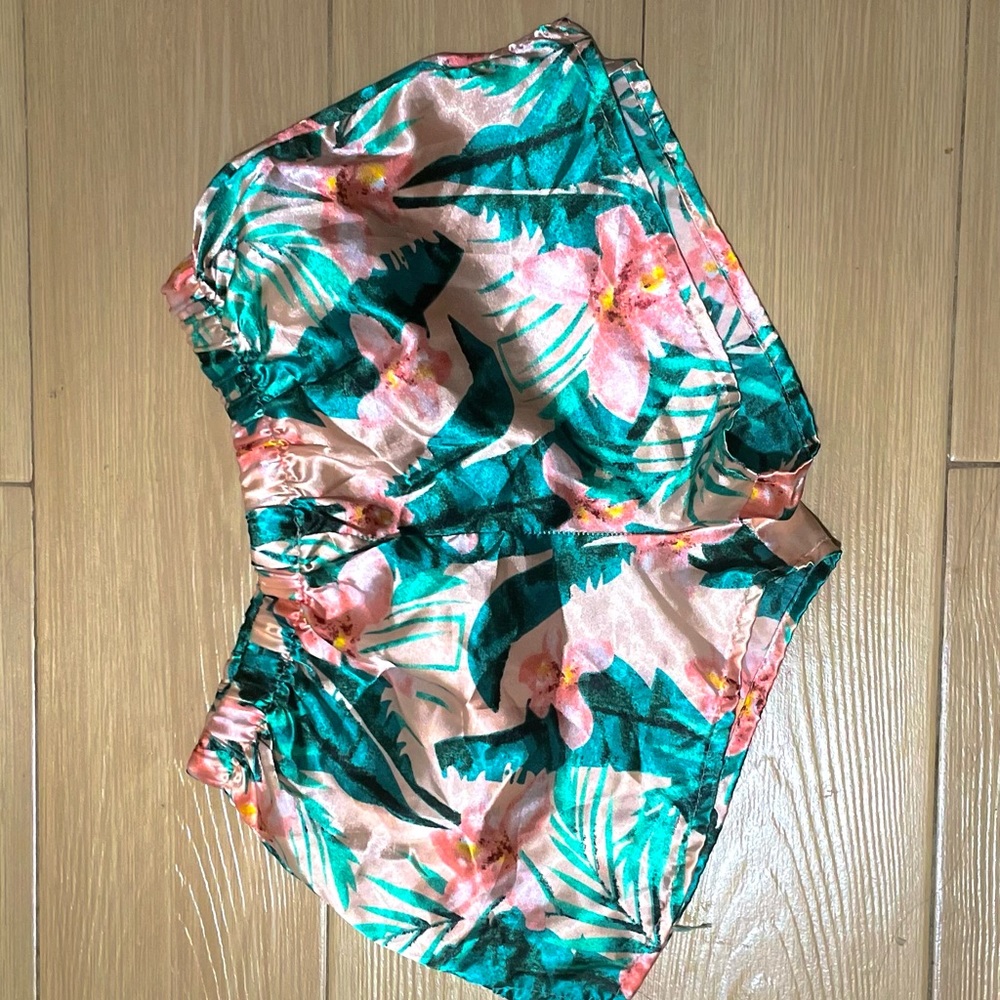 COLORFULL SHORTS